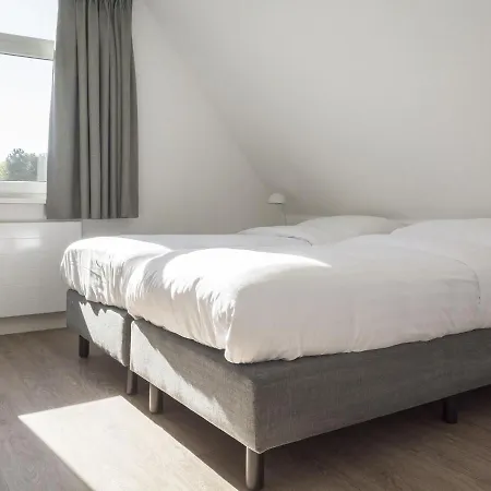 Modern In De Cocksdorp With Terrace Vakantiehuis