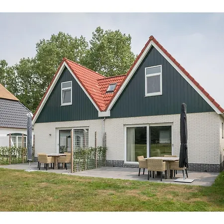 Holiday home Modern In De Cocksdorp With Terrace